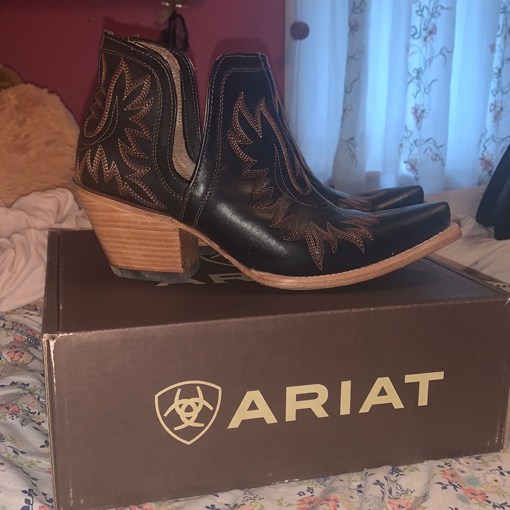 Ariat Women’s Booties